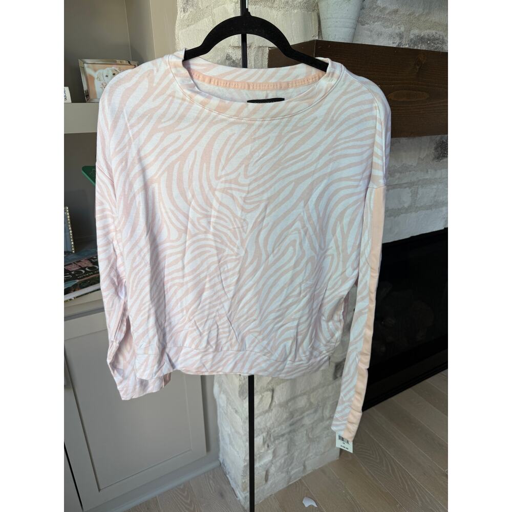 Donna Karan Women's Pink/White Long Sleeve Top And Short Set Size M